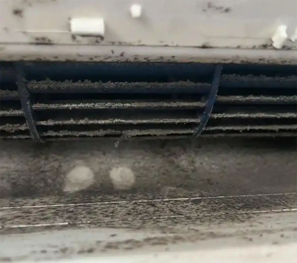 上杭空调吹的风有股烧焦味是怎么回事